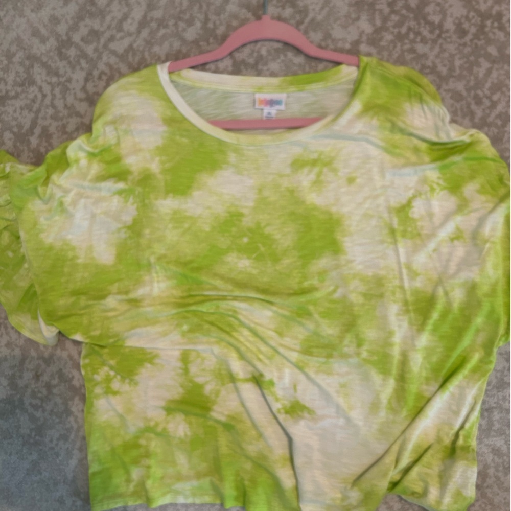 Lularoe Dahl crop top